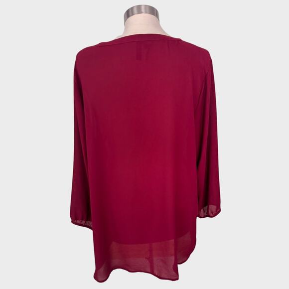 Maurices Womens Plus Size 1X Red V Neck Top 100% Polyester Silver Dotted - Picture 5 of 8